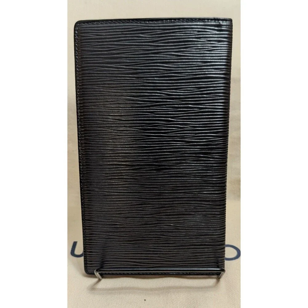 Louis Vuitton Epi Porte Carte Credit Bifold Wallet Passport Holder